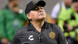 Diego Maradona, candidato para dirigir a Huracán