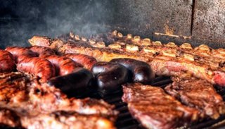 Hacer asado para una familia tipo cuesta desde los $ 1.570