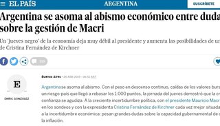 Según El País de España, "Argentina se asoma al abismo económico”
