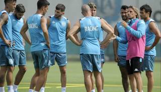 Es un hecho: Racing baja los salarios