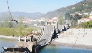 Se derrumbó un puente en Italia y no hubo víctimas gracias a la cuarentena