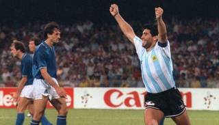 Una camiseta de Maradona se subastó en 14 mil euros