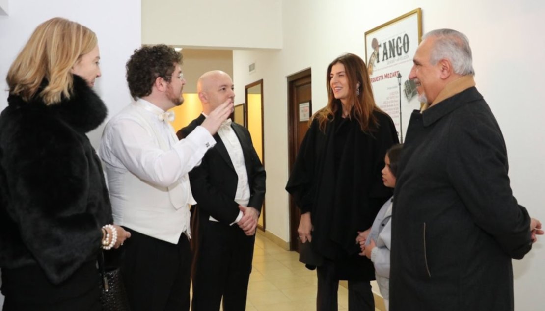 El director Noam Zur comparte el cierre del un ciclo. El director Noam Zur comparte el cierre del un ciclo.