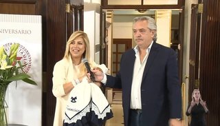 Alberto Fernández y Fabiola Yañez presentaron a su hijo: "Es un oasis en un tiempo tan difícil"