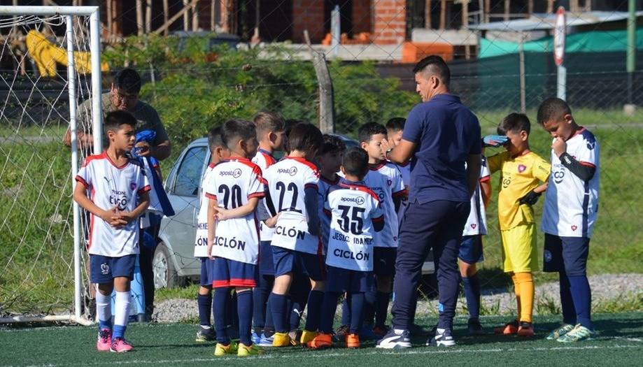 Exitoso encuentro "Amistad" en el club Chachapoyas
