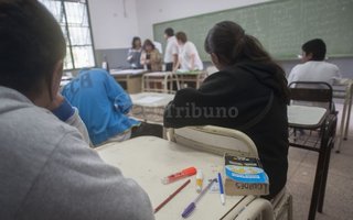 Se quedan sin quinta hora los chicos que deben afianzar aprendizajes