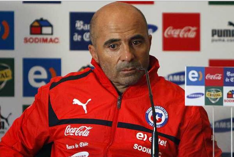 Moyano se reunió con Sampaoli, quien fue tentado para dirigir al rojo