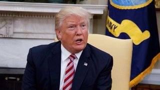 Trascendieron las causas por las que Trump echó al director del FBI, James Comey