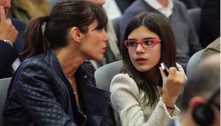 La esposa y las hijas de Pep Guardiola se salvaron de milagro: estaban en el recital