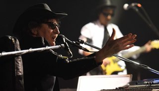 Charly debió interrumpir una presentación en Rosario