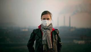 Una de cada diez personas respira aire contaminado
