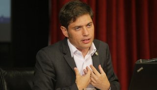Kicillof: "Macri debe tomar medidas para evitar ser rehenes de la timba financiera"