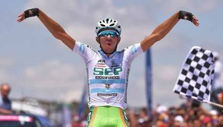 Gonzalo Najar anunció que no correrá hasta que se aclare todo