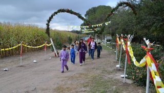 Honran a la Virgen de Fátima en la finca donde se apareció