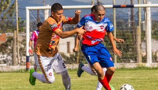El tricolor y el albo, por la vanguardia en el campeonato doméstico
