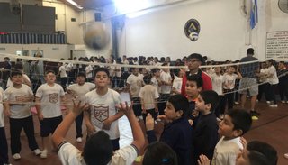 La ASV llevó el vóley a una nueva escuela