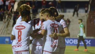 Unión sigue de fiesta: ganó y avanzó en la Copa Argentina