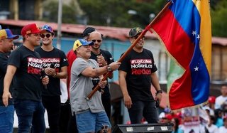 Kempes "destrozó" a Maradona por hacer campaña por Maduro en Venezuela
