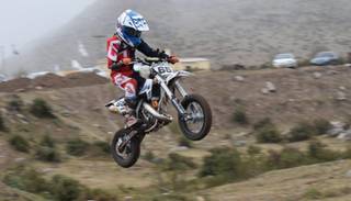 Enrique Pfister metió un triplete de triunfos