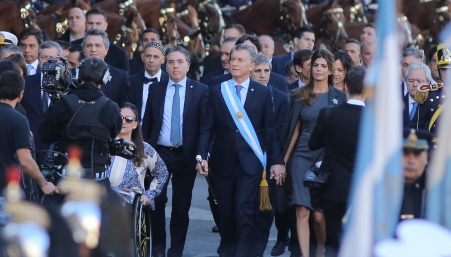 El Presidente participó del Tedeum y ofrece un locro en Olivos