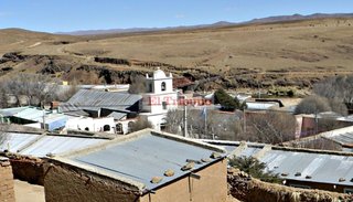 Hombre pierde la vida al caer a un barranco