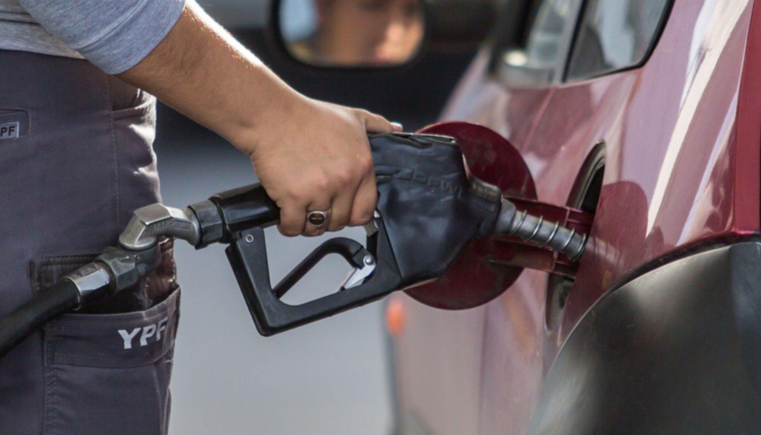 ¿Hasta cuando se posterga el aumento de combustibles?