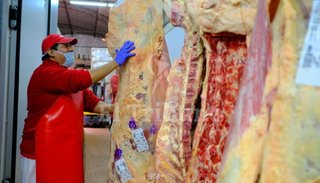 Asado a $149: hay vacío y costilla, pero no matambre