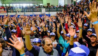 Juntan firmas para remover a toda la comisión de la ADP