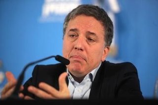 Emisión de deuda: Dujovne lanza cuatro letras en pesos y dólares
