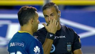 Argentinos Juniors quiere más árbitros para enfrentar a Boca