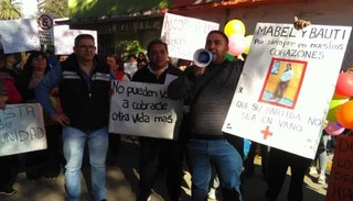 Masiva protesta para pedir una terapia intensiva y especialistas