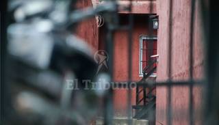 Hay dos detenidos por el crimen del docente en el barrio Autódromo