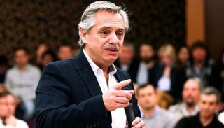 Alberto Fernández inicia en Santa Cruz su campaña como precandidato presidencial