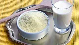 La Anmat prohibió la venta de una leche en polvo