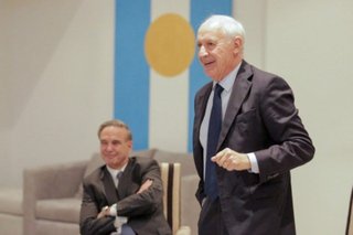 Lavagna se aleja del PJ no K y podría ser candidato por un frente propio