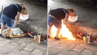 VIDEO. Les prenden fuego a dos hombres que dormían en la calle