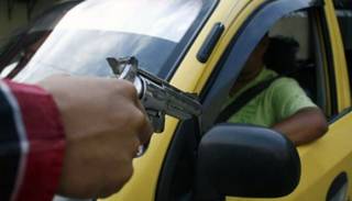 Atraparon a tres peligrosos asaltantes de taxistas