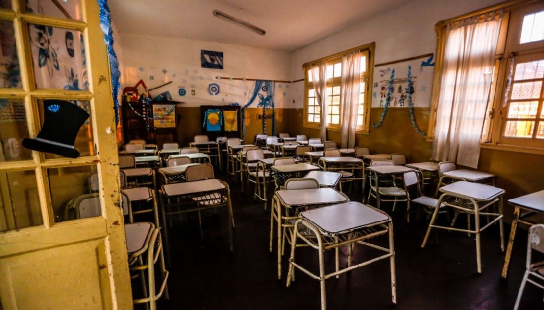 Sin clases en la escuela Roca. Foto Javier Corbalán Sin clases en la escuela Roca. Foto Javier Corbalán