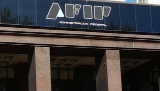 Más controles para grandes empresas que reciben ayuda para pagar sueldos