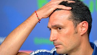 Scaloni, contra el estadio de River: "Si me dan a elegir, me gusta otro tipo de cancha"