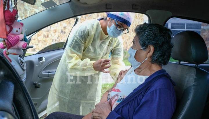 Casi 200 mil personas recibieron la primera dosis de la vacuna en Salta