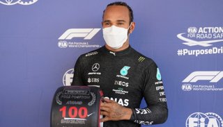 Hamilton no para y se queda con una “pole” histórica