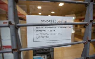 Cerro Una Sucursal De Garbarino Y 25 Personas Quedaron En La Calle