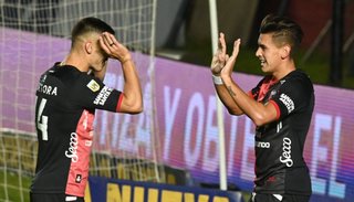 Colón, también por penales, dejó en el camino a Talleres de Córdoba