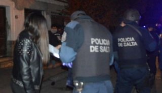 Entre viernes y sábado se clausuraron 35 fiestas clandestinas en Salta