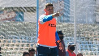Maza, obligado a retocar la defensa en Gimnasia y Tiro
