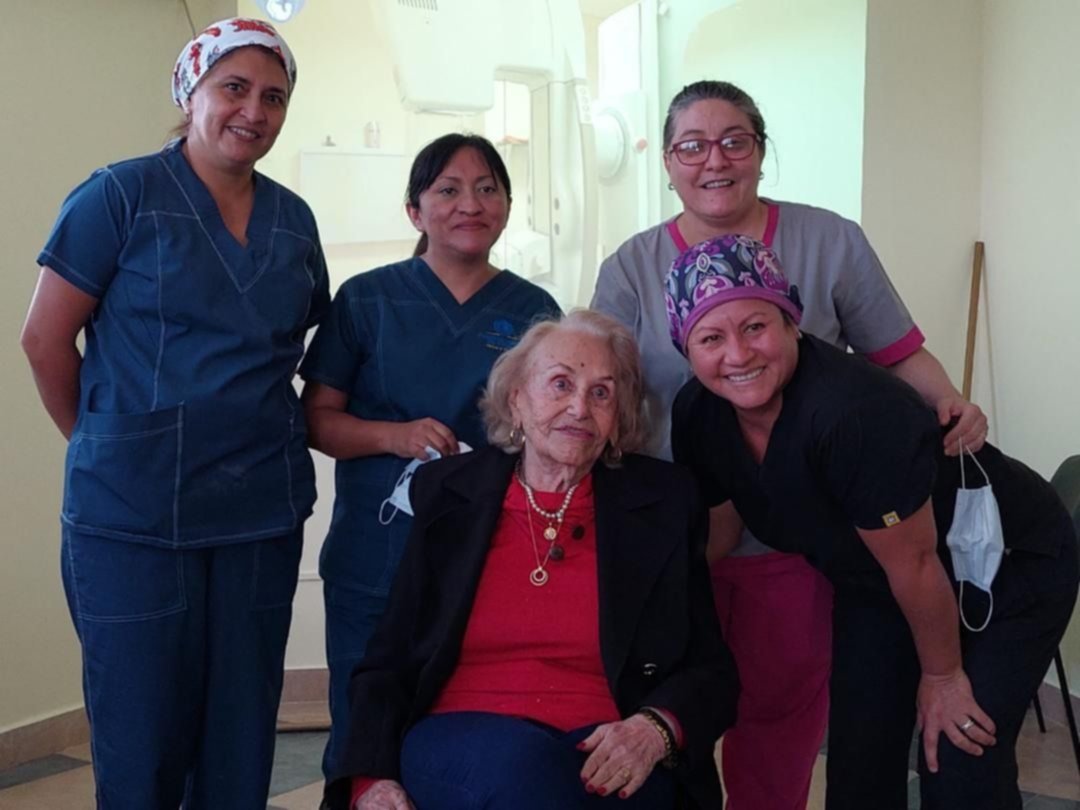 Emotivo agasajo por los nueve años de la clínica Nuestra Señora de Fátima