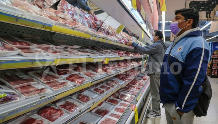 El precio de la carne está por las nubes y la gente compra menos