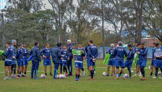 Gimnasia y Tiro, de limpieza y cambio