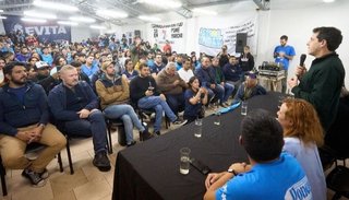 De Pedro reivindicó el rol de la "juventud" como "sujeto político"